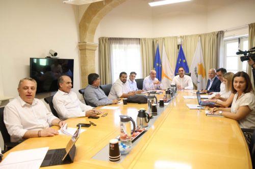 Έκτακτη σύσκεψη Δημάρχων με ανοικτό το ενδεχόμενο λήψης μέτρων, επιστολή προς τον ΠτΔ