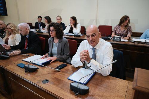 Εκπληρώνουμε το ιστορικό μας χρέος, λέει ο Δένδιας για τον επαναπατρισμό οστών Ελλήνων οπλιτών