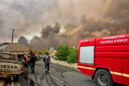 Devastating Limassol fire burns 100km of land, flare ups continue, Fire Department says