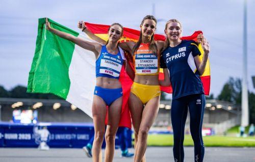 Τελετή απονομής μεταλλίου στην Ε. Κουλιτσένκο στους αγώνες Rhine-Ruhr 2025