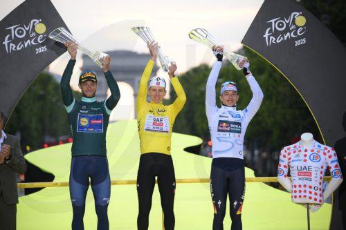 Ο Ταντέι Πογκάτσαρ ο μεγάλος νικητής του Tour de France 2025