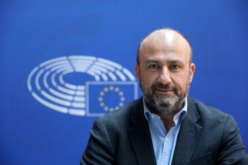 Στηρίζει Νίκο Χριστοδουλίδη ο Ευρωβουλευτής Δ. Παπαδάκης