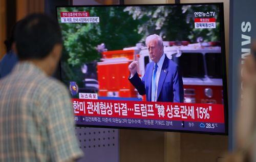 Έπειτα από πολλές αναβολές αύριο τίθενται σε ισχύ οι νέοι αμερικανικοί δασμοί