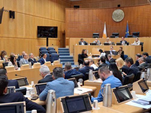 Ξανά στη Βουλή την Παρασκευή η διαχείριση πυρκαγιών και η αποκατάσταση πληγέντων