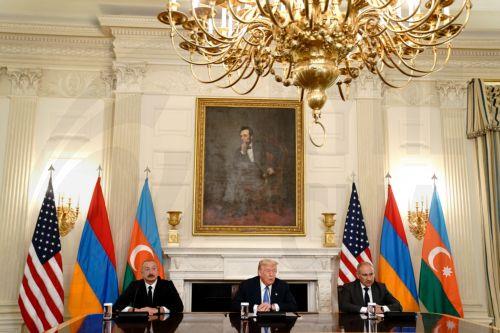 Η Λευκωσία χαιρετίζει την υπογραφή συμφωνίας Αρμενίας-Αζερμπαϊτζάν