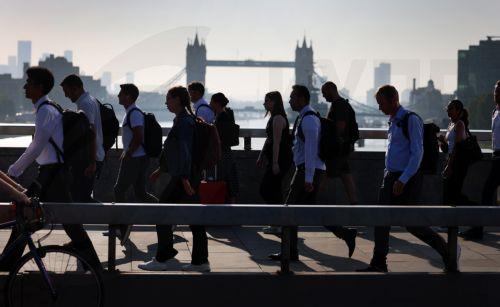 Το ΗΒ ηγείται του στρατοπέδου που θέλει συνέχεια του πολέμου, λέει το Κρεμλίνο