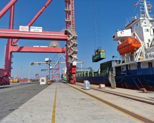 Εκφορτώνεται Δευτέρα πρωί η βοήθεια μέσω του σχεδίου Αμάλθεια, σύμφωνα με ΥΠΕΞ