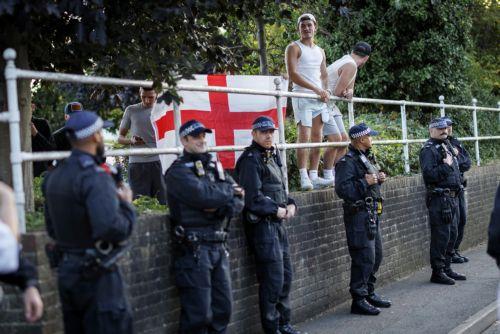 Αναθεώρηση συστήματος ασύλου υπόσχεται η Κυβέρνηση Στάρμερ