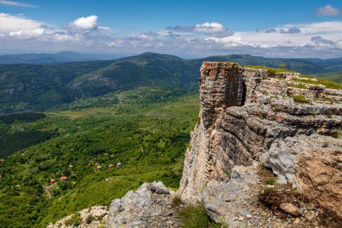 Ψηφιακός οδηγός φέρνει στο φως τις άγνωστες ομορφιές του Όρους Πόνορ
