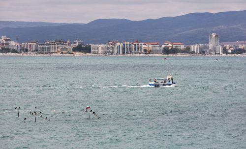 Αύξηση 4,1% στα τουριστικά ταξίδια των Βουλγάρων το β τρίμηνο