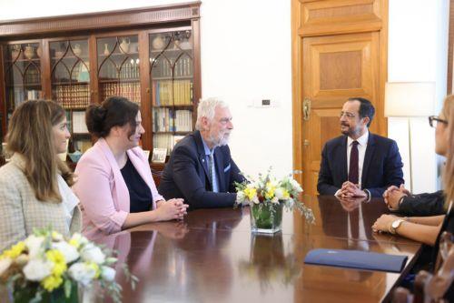 Μη αποδεκτές λύσεις η διαιώνιση status quo και τα δύο κράτη, λέει ο Έλληνας ΥΦΕΞ