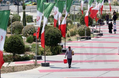 Η Τεχεράνη θεωρεί παράνομο το πράσινο φως για την επαναφορά των κυρώσεων