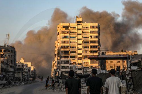 Περίπου 450.000 εγκατέλειψαν την πόλη της Γάζας, λέει η πολιτική προστασία