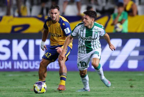 Ομόνοια και ΑΕΚ κέρδισαν ΑΕΛ και Άρη και ανέβηκαν βαθμολογικά