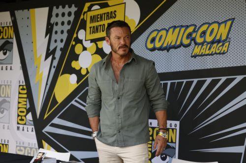 Ο Λουκ Έβανς στο πολιτικό θρίλερ «The Party» του ITV