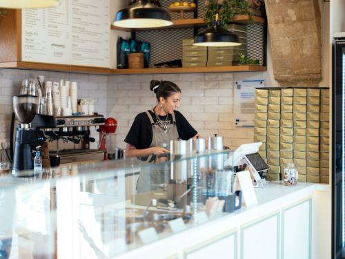 Νομοσχέδιο για αμειβόμενη πρακτική άσκηση νέων μέχρι το τέλος του έτους