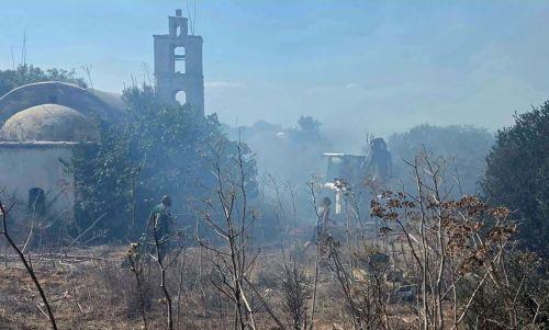 Φωτιά στην κατεχόμενη Αιγιαλούσα τέθηκε υπό έλεγχο προτού επεκταθεί, λέει στο ΚΥΠΕ ο Η. Παντελίδης