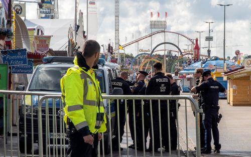 Εκρήξεις στο Μόναχο πιθανώς να συνδέονται με απειλή για βόμβα στο Oktoberfest