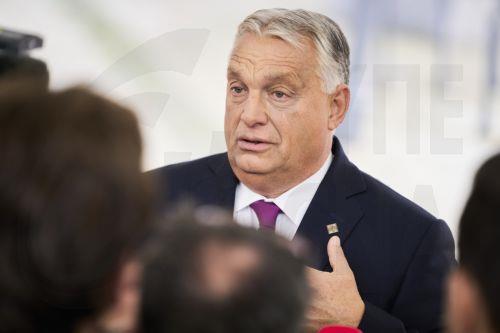 Ο Όρμπαν λέει ότι η Ουγγαρία δεν πρέπει να υιοθετήσει το ευρώ καθώς η ΕΕ «διαλύεται»