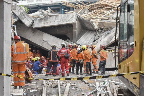 Στους 45 νεκρούς ο νέος απολογισμός της κατάρρευσης οικοτροφείου στην Ινδονησία