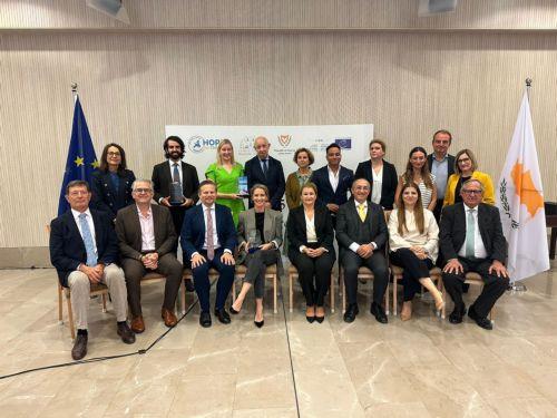 Στην πρωτοβουλία Σύμβουλος Χρέους από την Ολλανδία το βραβείο «Crystal Scales of Justice 2025