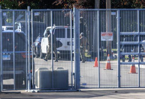 Περίπου 500 μέλη της Εθνοφρουράς αναπτύχθηκαν στο Σικάγο