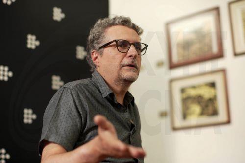 Το Χόλιγουντ να «βάλει όρια» στο streaming, λέει Βραζιλιάνος σκηνοθέτης