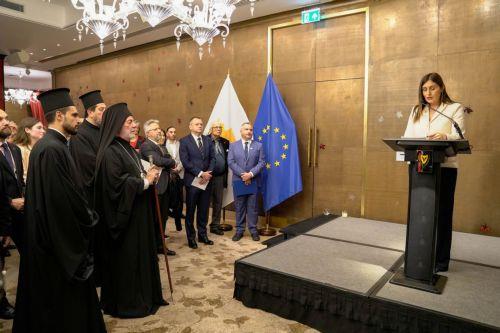 Στρατηγική η σημασία της ναυτιλίας είπε η Χατζημανώλη σε εκδήλωση για 65 χρόνια ανεξαρτησίας ΚΔ στο Λονδίνο