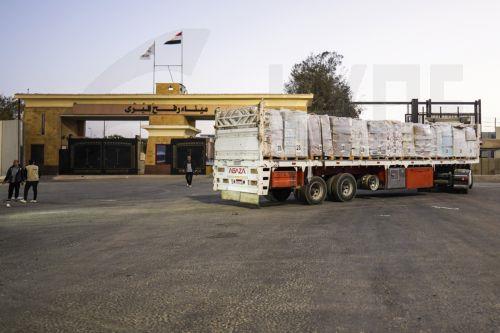 Το Ισραήλ επιτρέπει εκ νέου την είσοδο βοήθειας στον παλαιστινιακό θύλακα