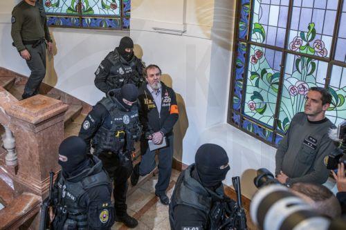 Σε 21 χρόνια κάθειρξης ο άνδρας που πυροβόλησε τον Σλοβάκο Πρωθυπουργό