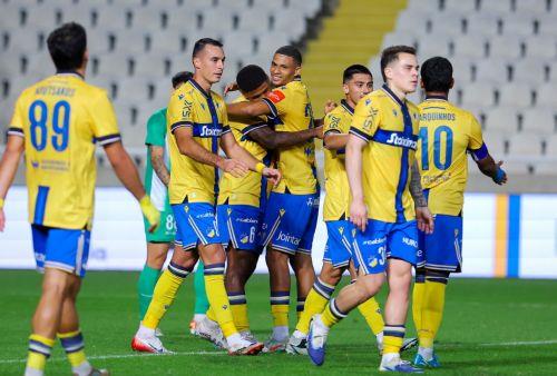 ΑΠΟΕΛ, Πάφος και Παραλίμνι προκρίθηκαν στους 8 του Κυπέλλου Coca-Cola