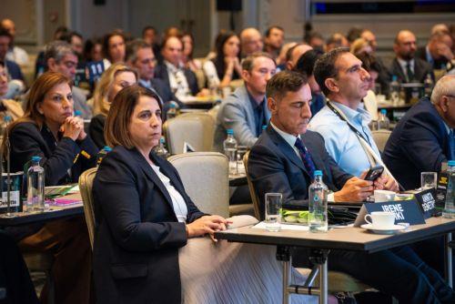 Κτίζουμε το μέλλον της Κύπρου με αυτοπεποίθηση είπε η Πική στο Limassol Economic Forum