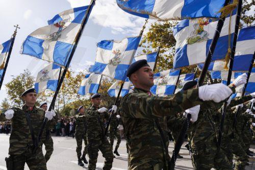 Με στρατιωτική παρέλαση στη Θεσσαλονίκη κορυφώνονται οι εκδηλώσεις για το «Όχι» στην Ελλάδα