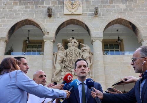 Πολύ εποικοδομητική η συνάντηση ΠτΔ με Ντιάν, είπε ο ΚΕ, τέθηκαν πολλά ζητήματα