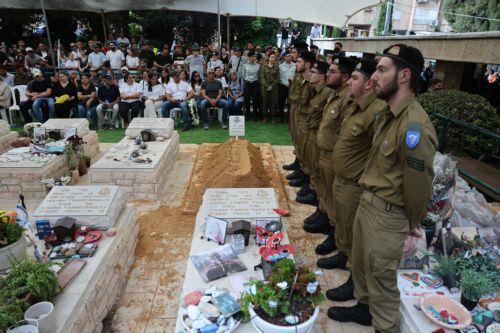 Το Ισραήλ παρέλαβε λείψανο ομήρου και επέστρεψε 15 σορούς Παλαιστινίων στη Γάζα