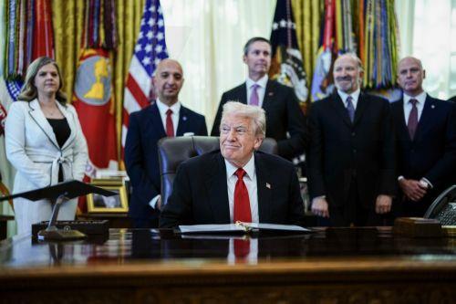 Συμφωνία Λευκού Οίκου με φαρμακοβιομηχανίες για μείωση τιμής φαρμάκων κατά παχυσαρκίας