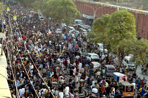 Δώδεκα νεκροί σε επίθεση αυτοκτονίας στο Ισλαμαμπάντ