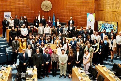 Πραγματοποιήθηκε η 8η Σύνοδος της Βουλής των Νέων Αντιπροσώπων