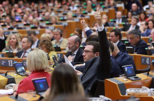 Ενέκρινε το ΕΚ τον νέο κλιματικό στόχο της ΕΕ με μείωση εκπομπών κατά 90% έως 2040