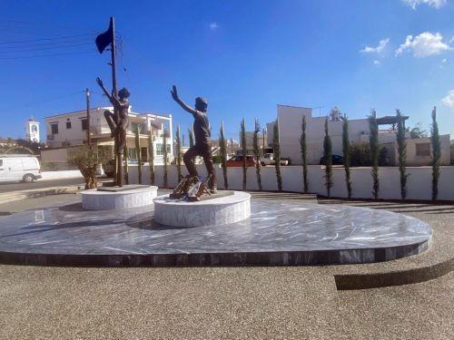 Οι Ισαάκ και Σολωμού έγιναν σύμβολα ελευθερίας για Κύπρο, είπε ο Δήμαρχος Παραλιμνίου–Δερύνειας