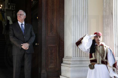 Στην Κύπρο ο Κ. Τασούλας, βλέπει τον ΠτΔ την Παρασκευή