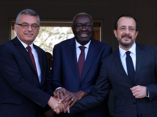 Θέματα ουσίας και ΜΟΕ έτοιμος να συζητήσει την Δευτέρα, δηλώνει ο ΠτΔ