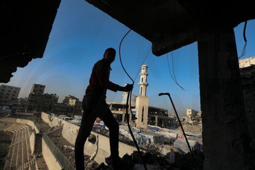 Στους 21 οι νεκροί από τις ισραηλινές επιθέσεις στη Γάζα