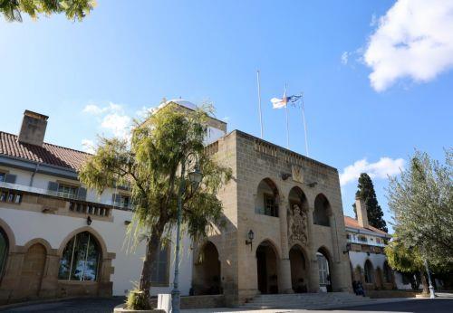 Στοχευμένα μέτρα για τομείς οικονομίας που έχουν επηρεαστεί θα ανακοινώσει την Πέμπτη, λέει ο ΠτΔ