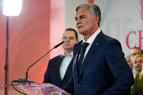 O Σίνισα Κάραν νικητής των προεδρικών εκλογών στη Σερβική Δημοκρατία της Βοσνίας