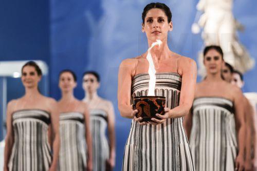 Άρχισε το ταξίδι της η Ολυμπιακή Φλόγα για τους Χειμερινούς Ολυμπιακούς