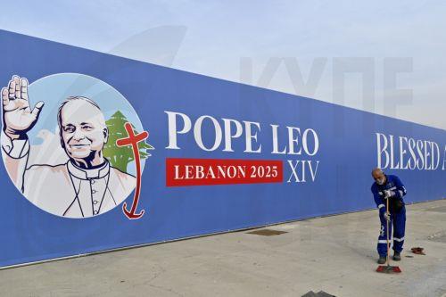Ο πάπας Λέων κομίζει μήνυμα ειρήνης στο Λίβανο, στόχο ισραηλινών επιδρομών