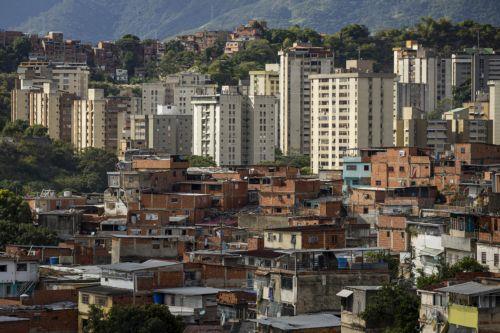 Το πετρέλαιο στην καρδιά του μπραντεφέρ των Προέδρων Τραμπ και Μαδούρο