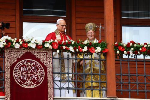 Μήνυμα «πνευματικής άνοιξης» από Βαρθολομαίο – Λέοντα στο Φανάρι