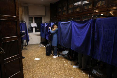 Υποβολή δηλώσεων για στελέχωση εκλογικών κέντρων ενόψει Βουλευτικών, προτεραιότητα σε άνεργους πτυχιούχους